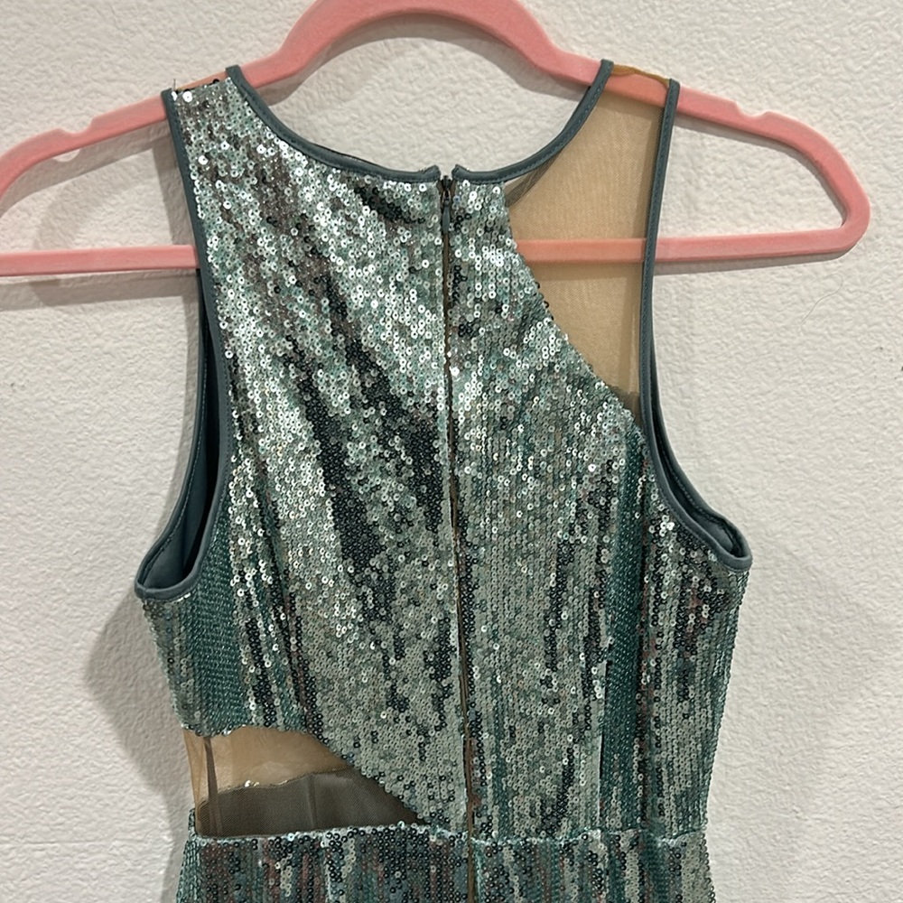 Toccin Sequin Cut Out Gown, RTR - Picture 10 of 14